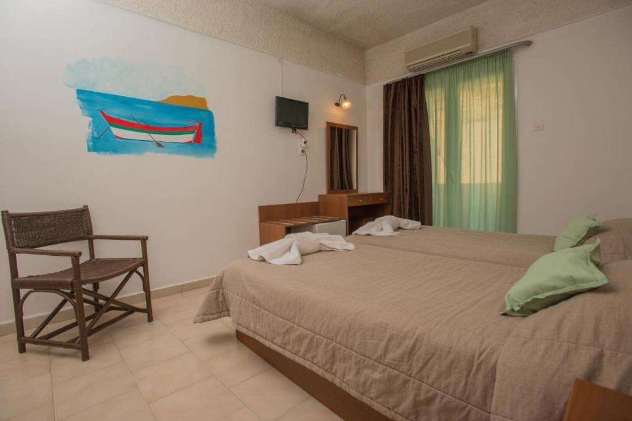 Fragiskos Hotel Матала Экстерьер фото
