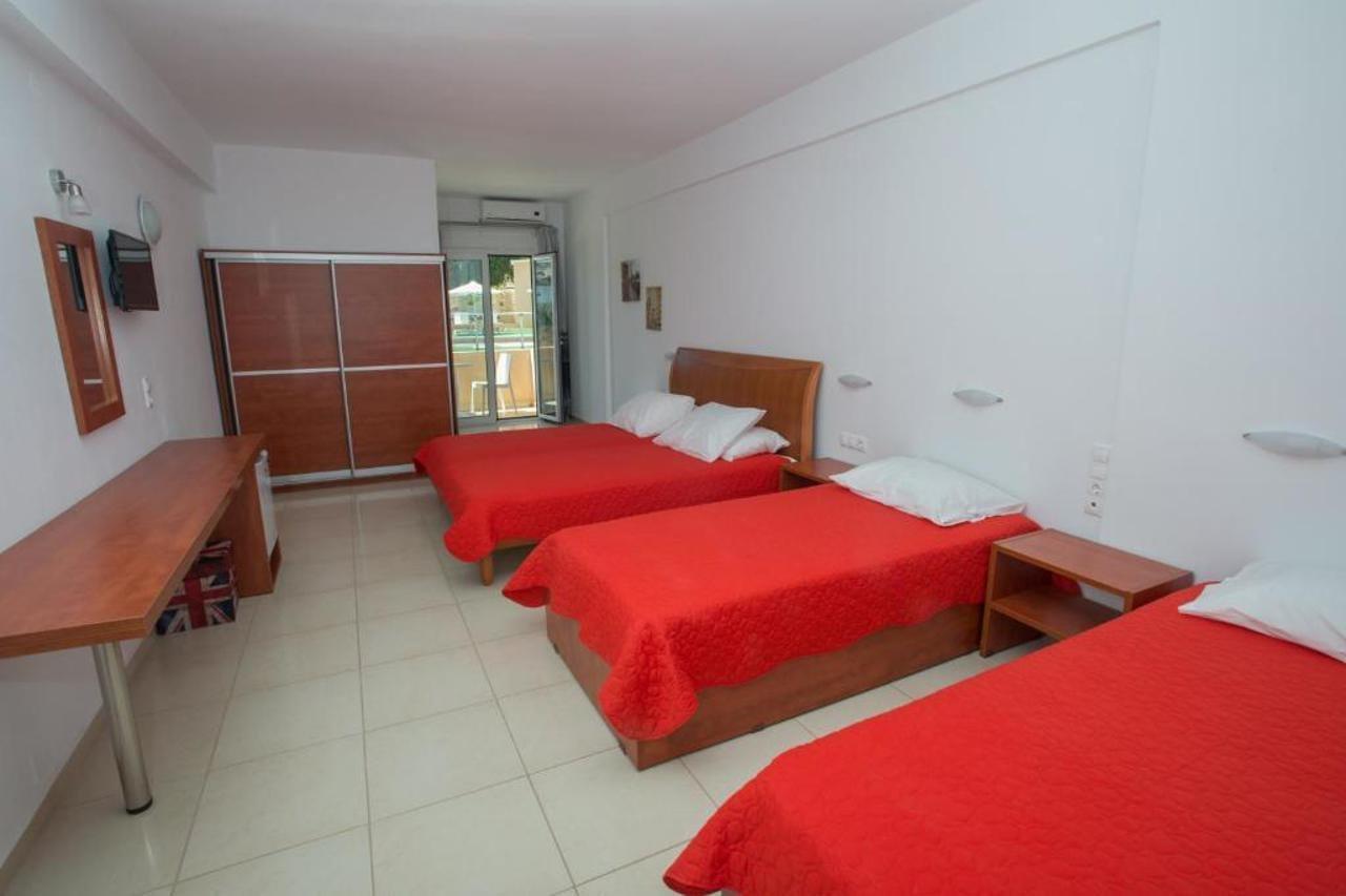 Fragiskos Hotel Матала Экстерьер фото