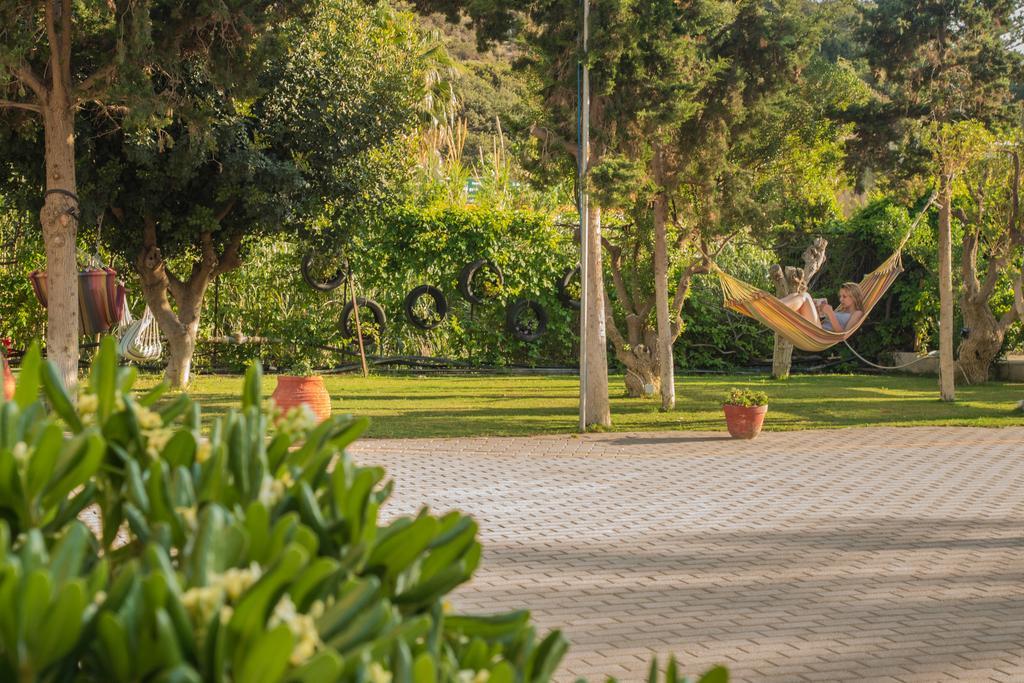 Fragiskos Hotel Матала Экстерьер фото